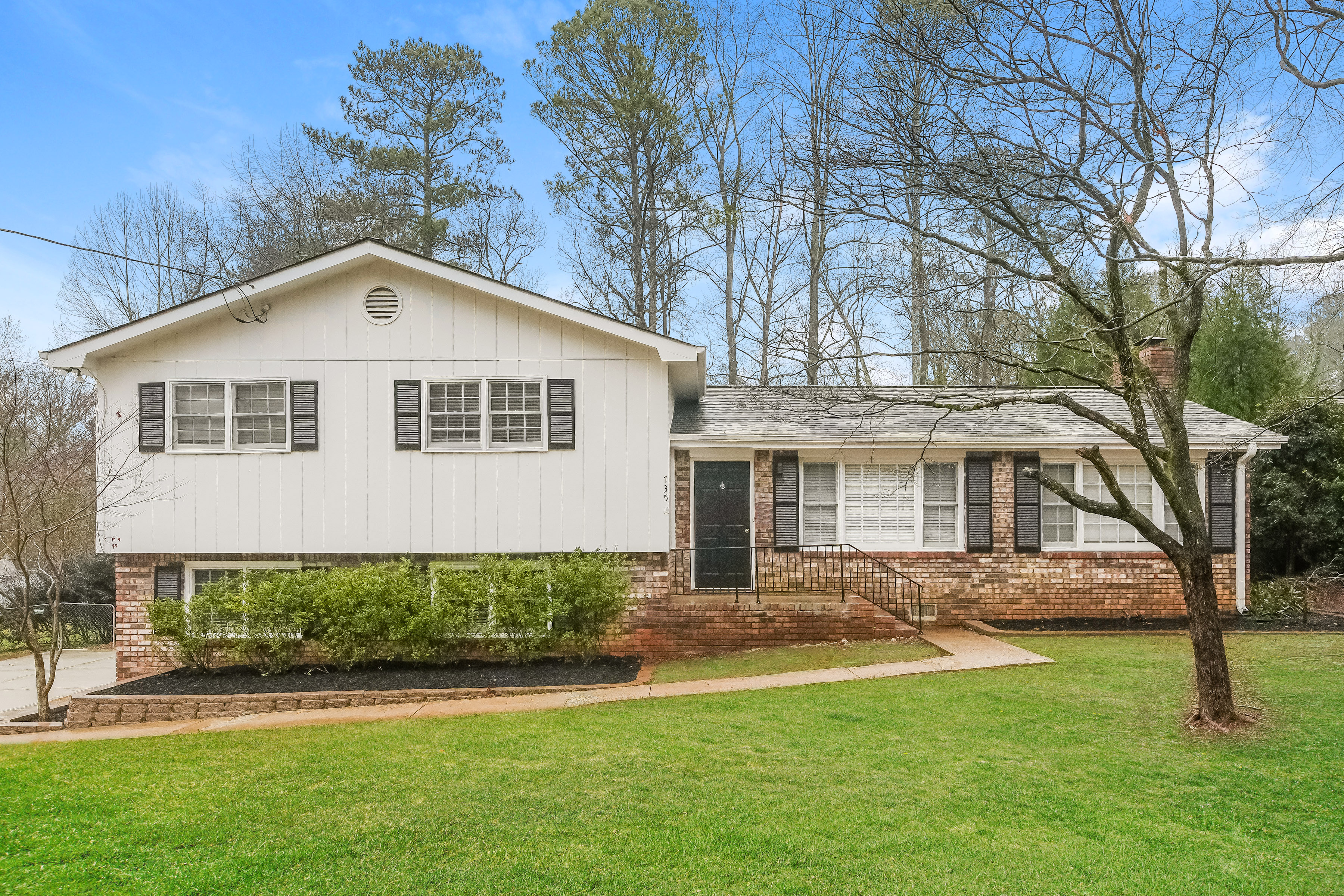 735 SHANNON LANE WOODSTOCK, GA 30189